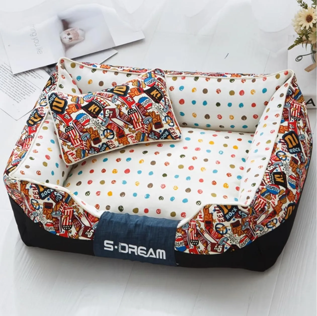 Cartoon Graffiti Orthopedic Dog Bed for Large Dogs, Durable Dog Beds with Bolster, Reversible Mat Washable Dog Bed Sofa Pet Bed with Removable Cover & Non-Slip Bottom (L 29.1 * 22.8 * 9.85 Coka)