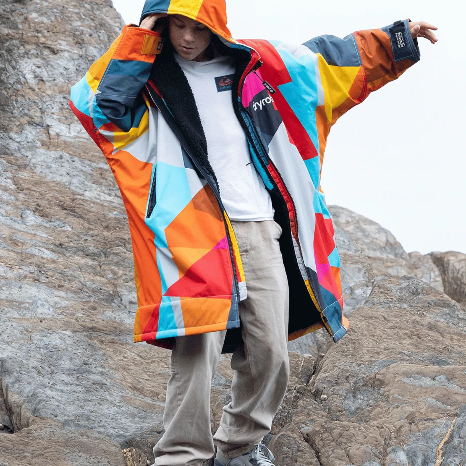 dryrobe Kids Advance Long Sleeve Changing Robe - Abstract Limited Edition