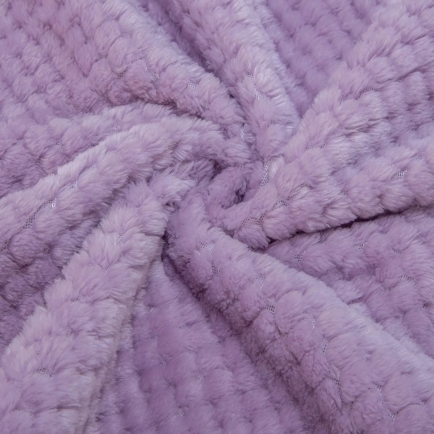 Iris Warm Soft Fuzzy Pet Blanket, Plush Fleece Throws for Dogs, Cats, Bed, Couch, Sofa, Travel (L/40" x 48")